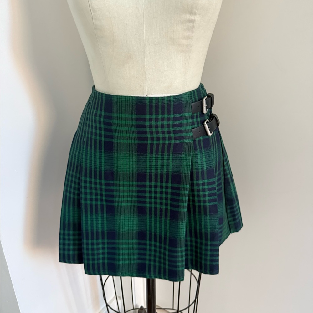 RSQ Green and Black Plaid Mini Skirt